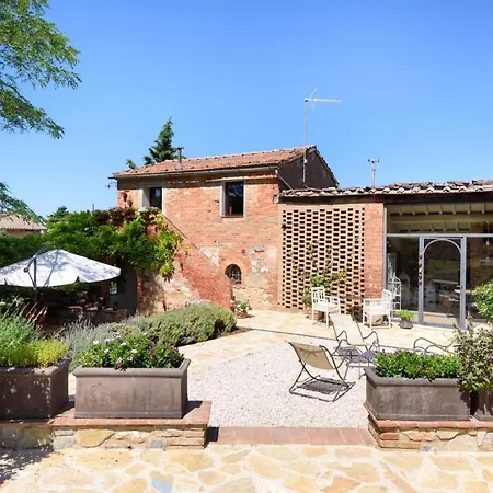 Charming House In With Shared Pool Holiday home Trequanda