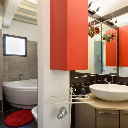 Charming House In With Shared Pool Holiday home