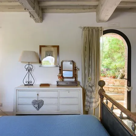 Holiday home Charming House In With Shared Pool Trequanda